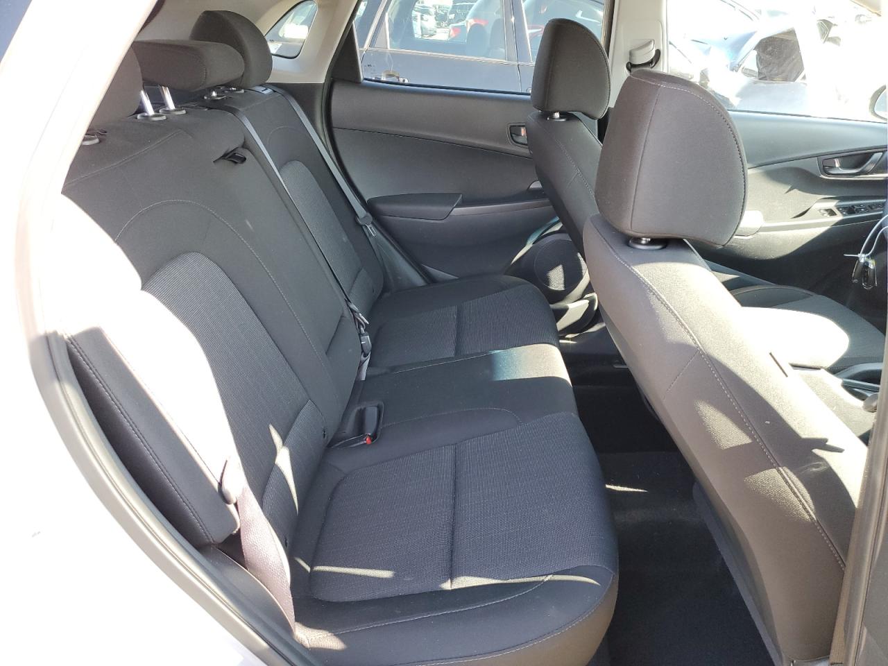 2022 HYUNDAI KONA SEL VIN:KM8K6CAB9NU773439