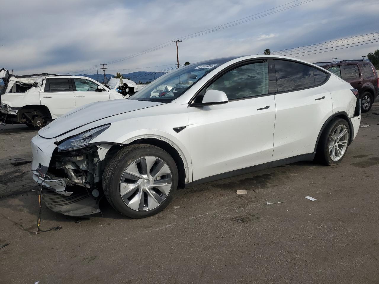 2022 TESLA MODEL Y  VIN:7SAYGDEE6NF424949