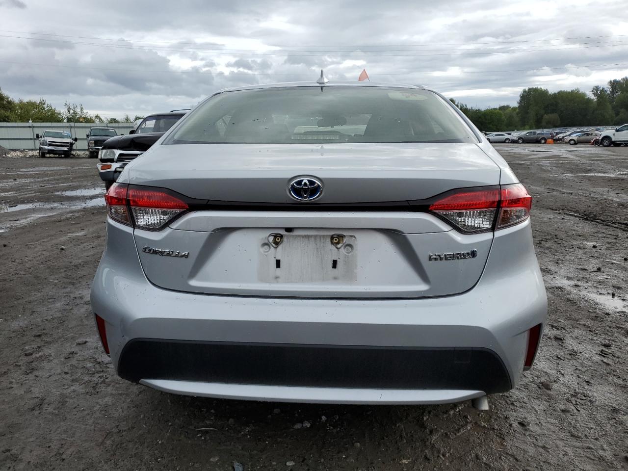 2022 TOYOTA COROLLA LE VIN:JTDEAMDE5NJ043072