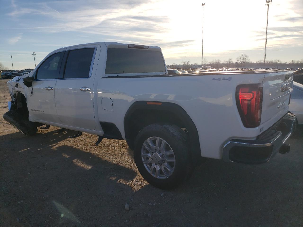 2022 GMC SIERRA K2500 SLT VIN:1GT49NE71NF196027