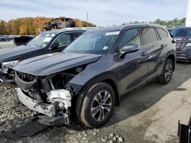 2021 TOYOTA HIGHLANDER XLE VIN: 5TDGZRBH8MS104752