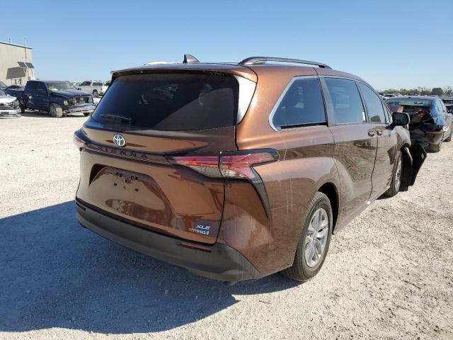 2021 TOYOTA SIENNA XLE VIN: 5TDYRKEC3MS073020