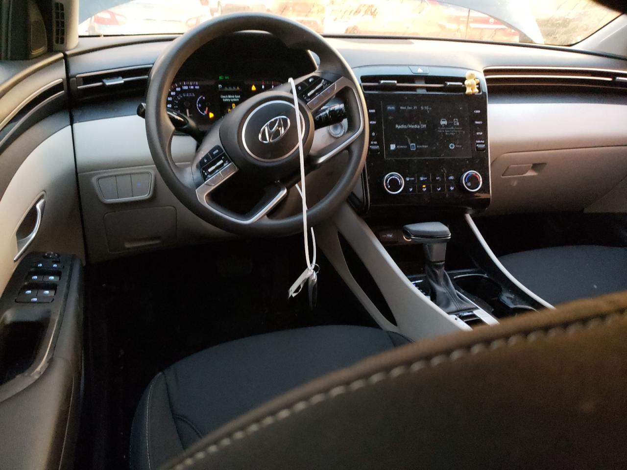 2022 HYUNDAI TUCSON SEL VIN:5NMJB3AE9NH124530