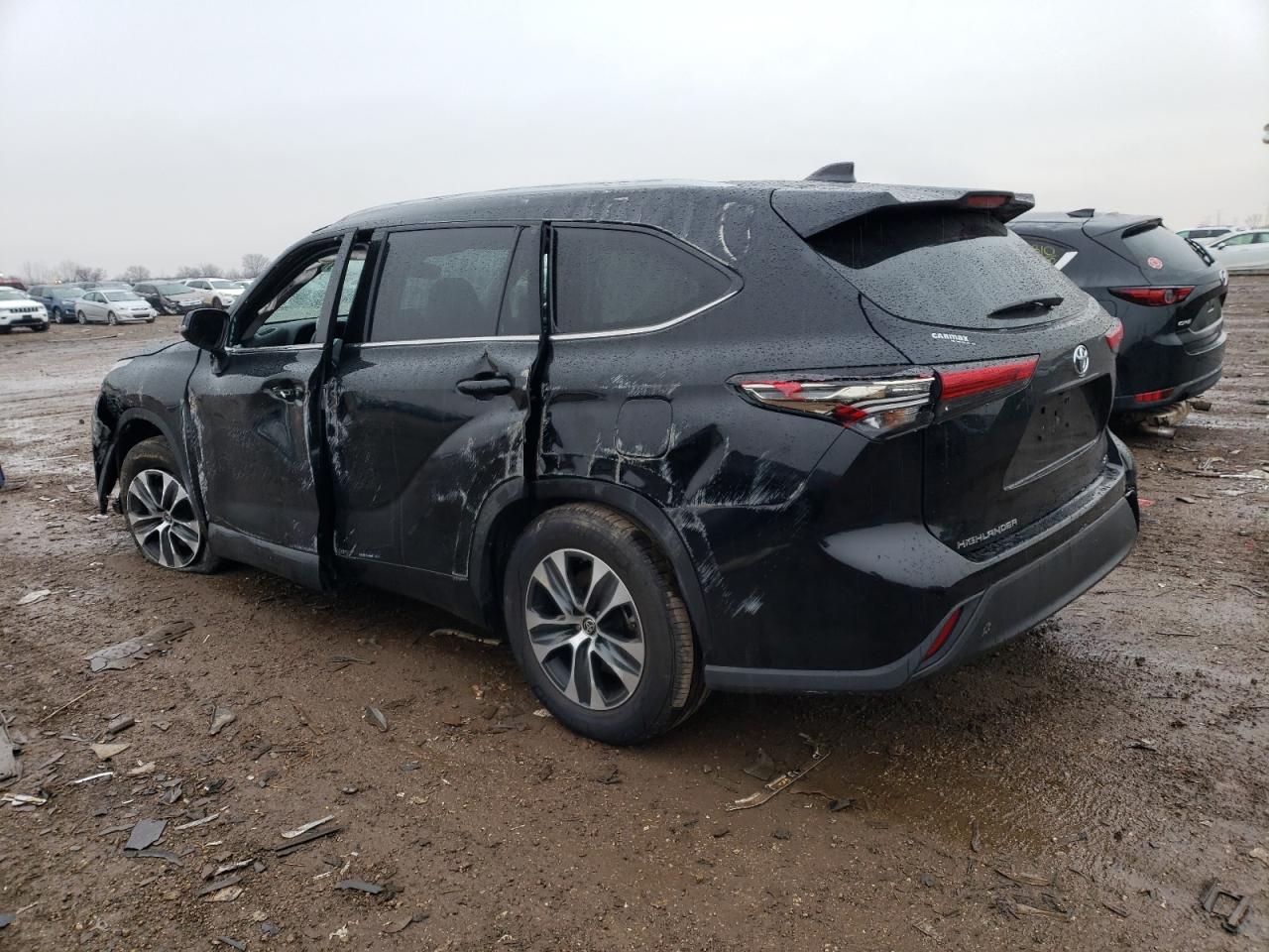 2022 TOYOTA HIGHLANDER XLE VIN:5TDGZRAH0NS118583