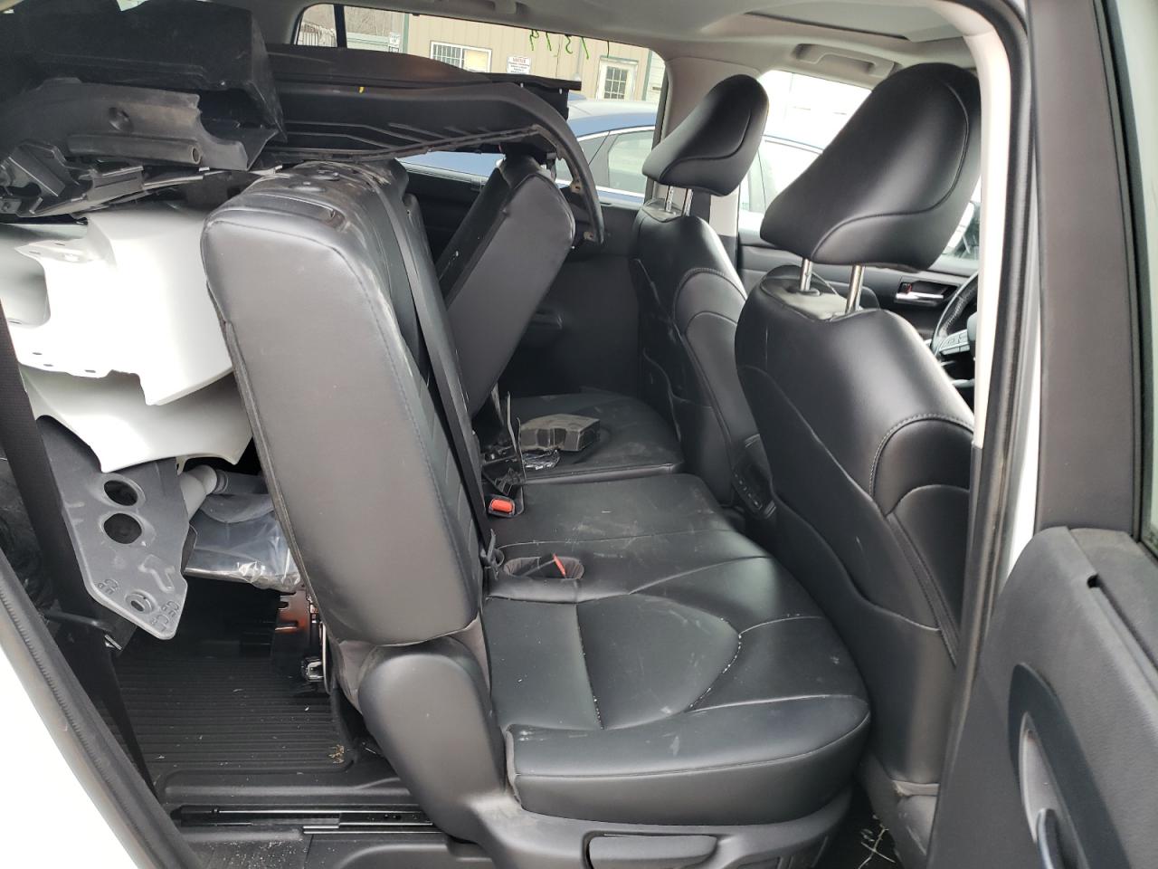 2022 TOYOTA HIGHLANDER XLE VIN:5TDHZRBH4NS172777