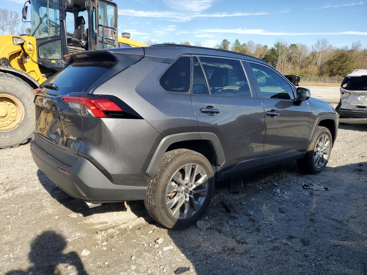 2022 TOYOTA RAV4 XLE PREMIUM VIN:2T3C1RFV8NC177918