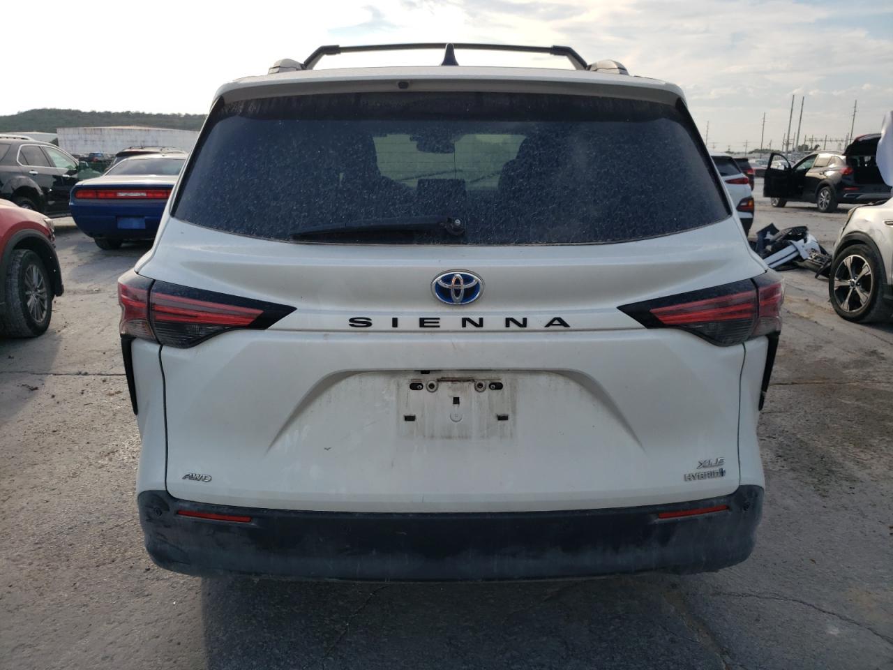 2022 TOYOTA SIENNA XLE VIN:5TDYSKFC9NS043122