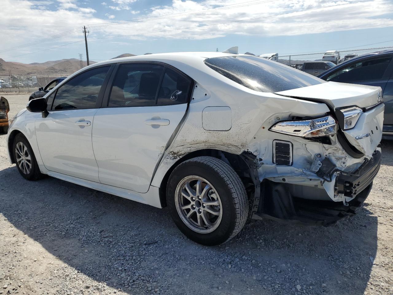 2022 TOYOTA COROLLA LE VIN:JTDEAMDE7N3014094