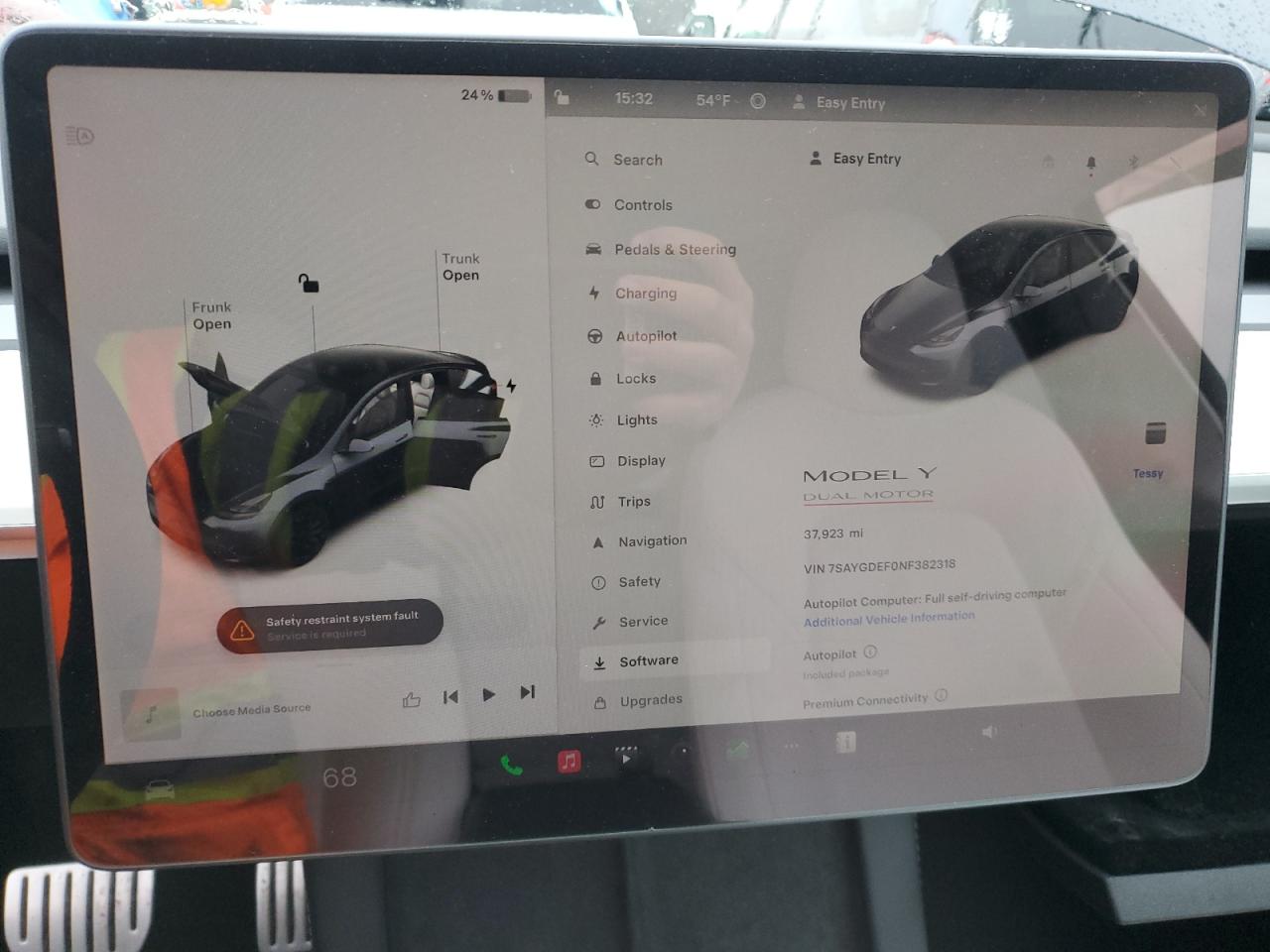 2022 TESLA MODEL Y  VIN:7SAYGDEF0NF382318