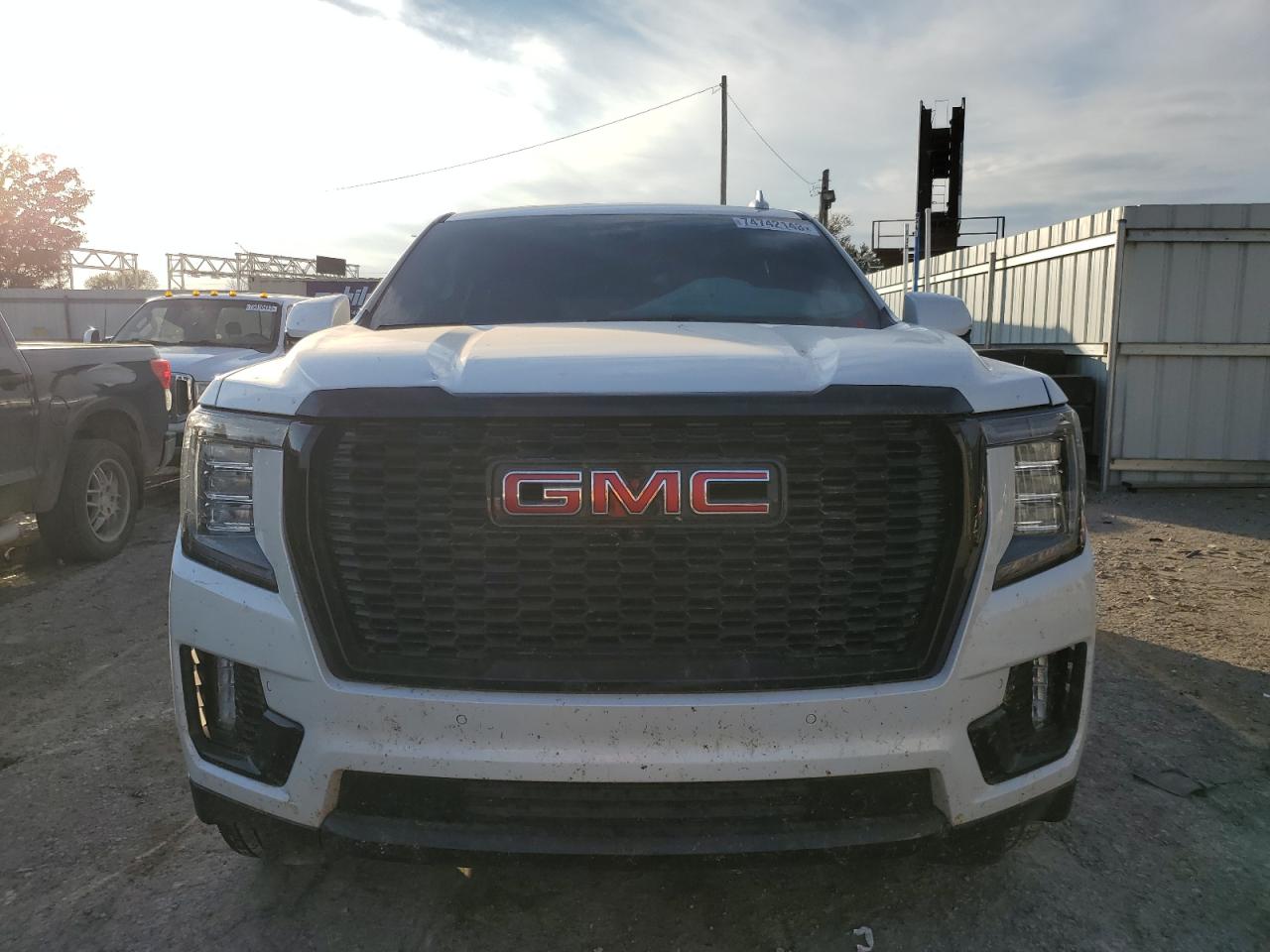 2022 GMC YUKON SLT VIN:1GKS2BKD8NR273421
