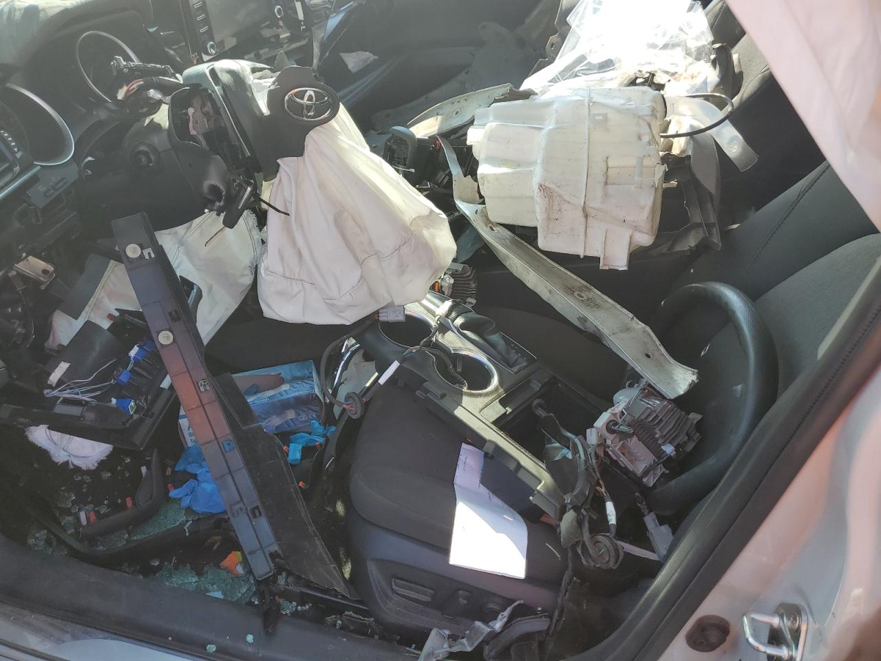 2022 TOYOTA CAMRY LE VIN:4T1C11AKXNU056362