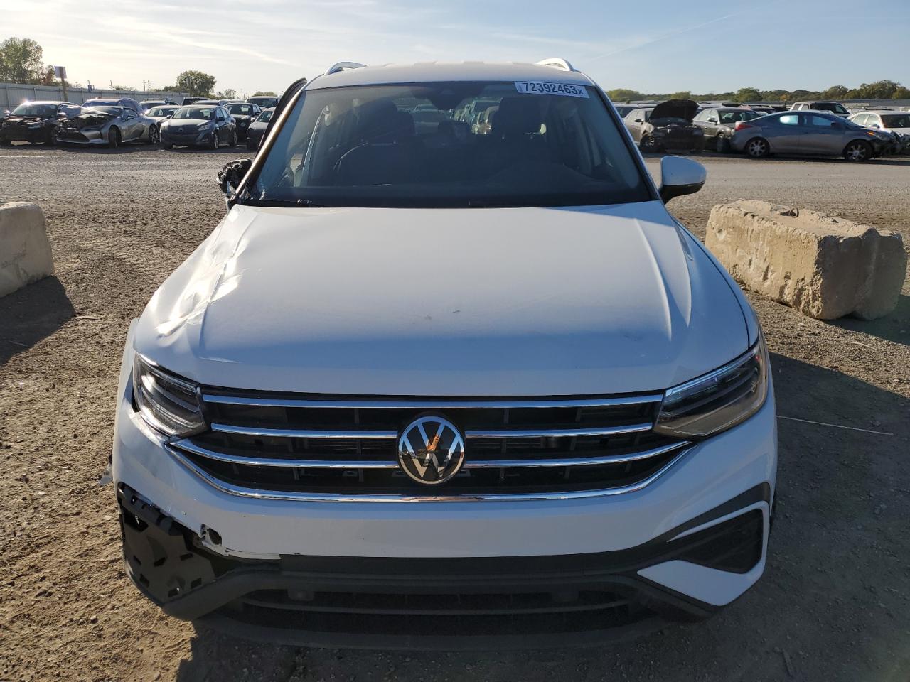 2022 VOLKSWAGEN TIGUAN SE VIN:3VV2B7AX5NM098018