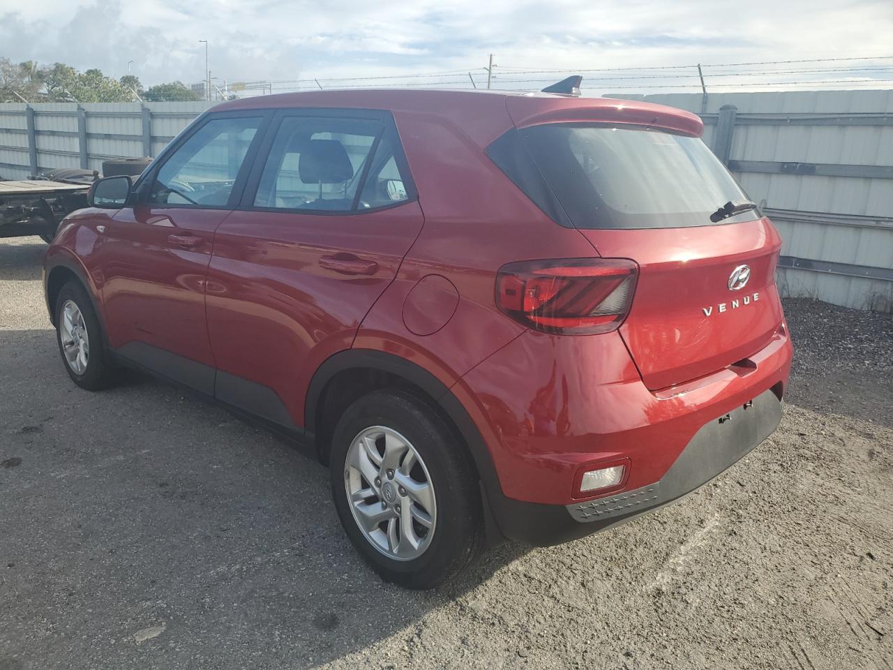 2022 HYUNDAI VENUE SE VIN:KMHRB8A37NU133908