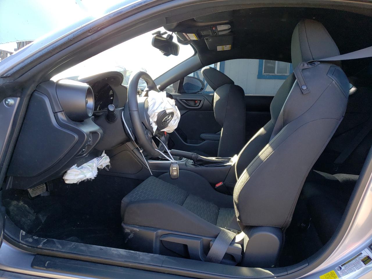 2023 TOYOTA GR 86 VIN:JF1ZNBC17P8759738