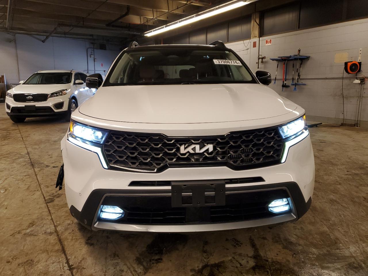 2022 KIA SORENTO SX VIN:5XYRKDLF7NG115480