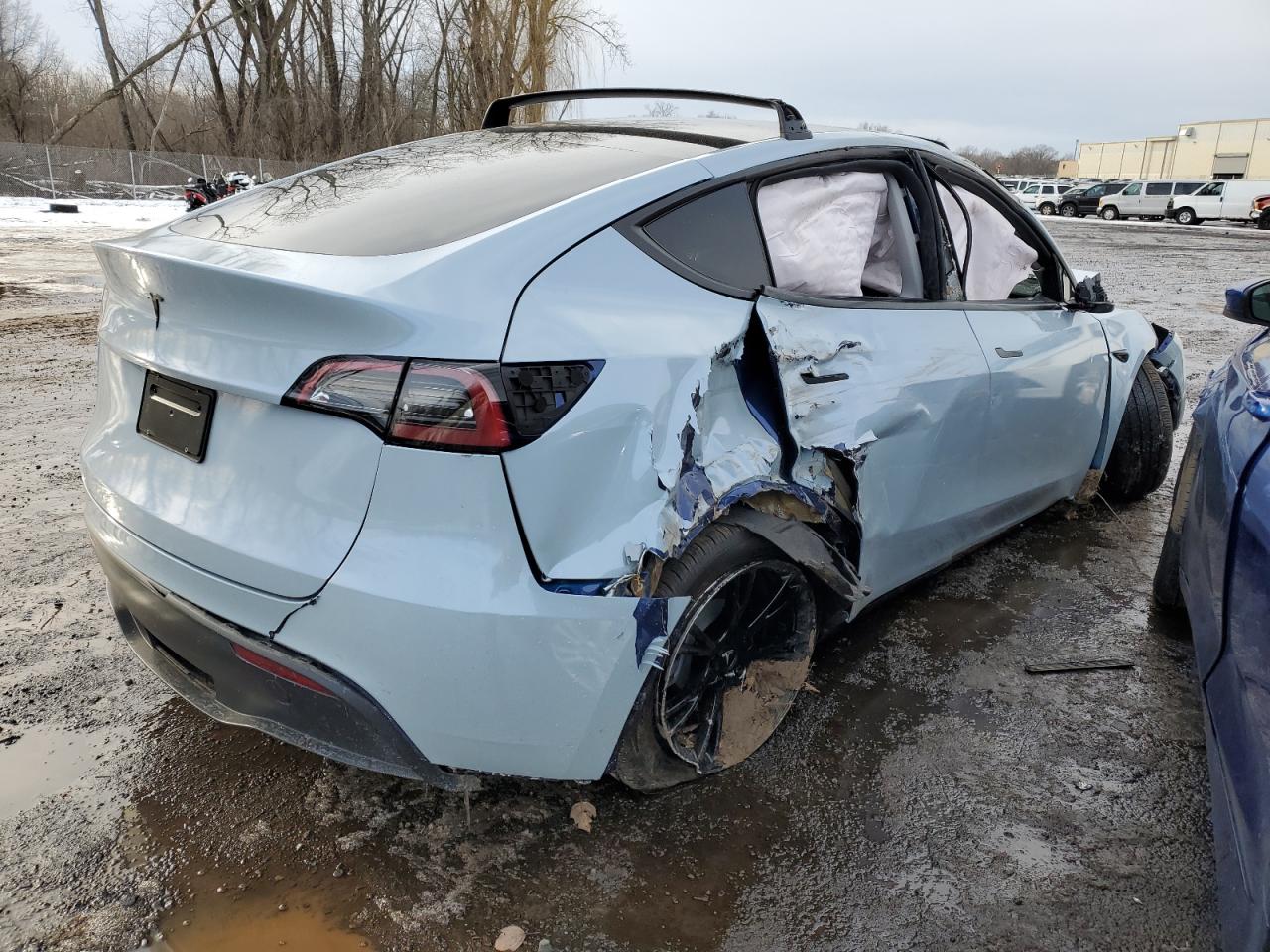 2023 TESLA MODEL Y  VIN:7SAYGDEE6PF829471