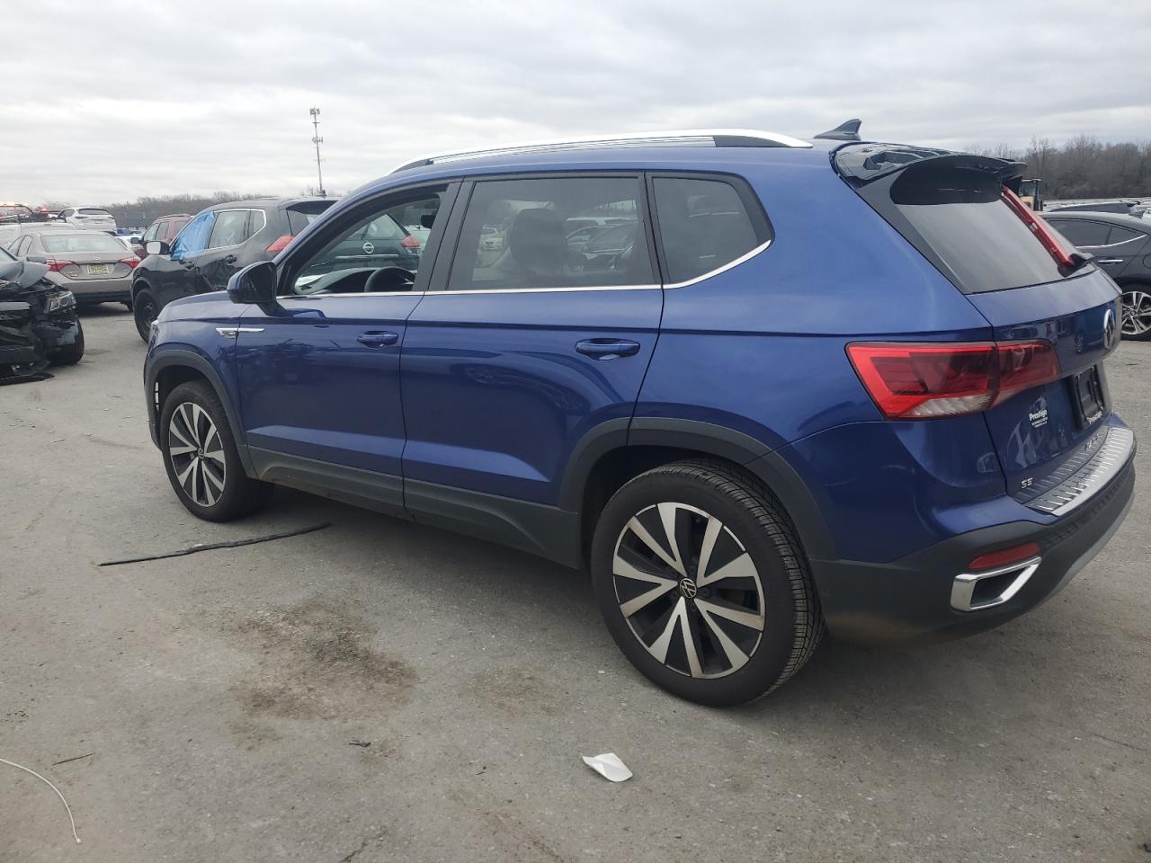 2022 VOLKSWAGEN TAOS SE IQ DRIVE VIN:3VVLX7B28NM096062