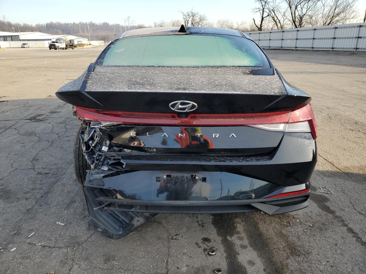 2023 HYUNDAI ELANTRA SEL VIN:KMHLM4AG7PU381901