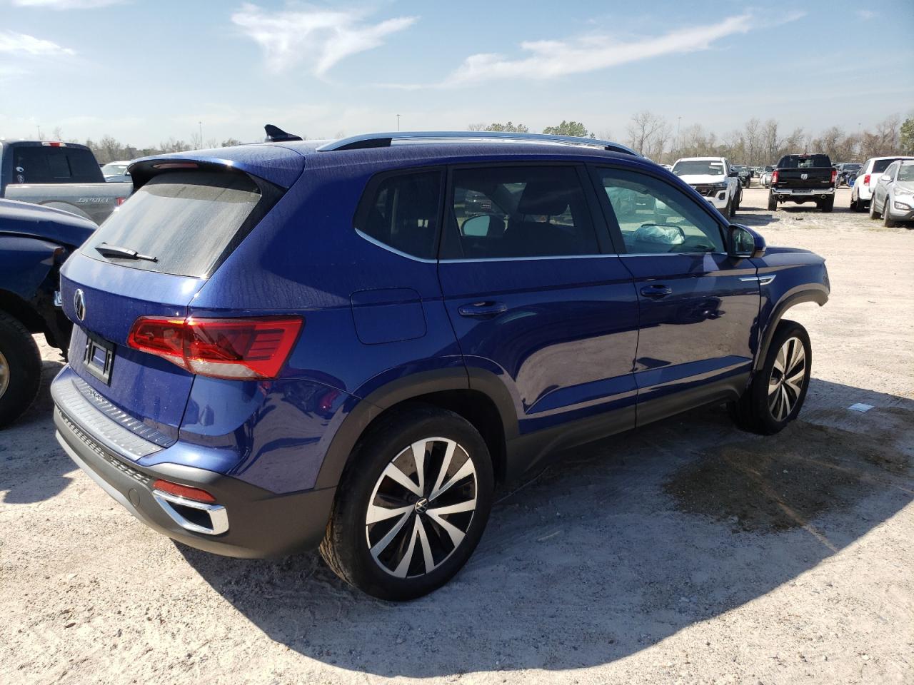 2023 VOLKSWAGEN TAOS SE VIN:3VVEX7B2XPM323005