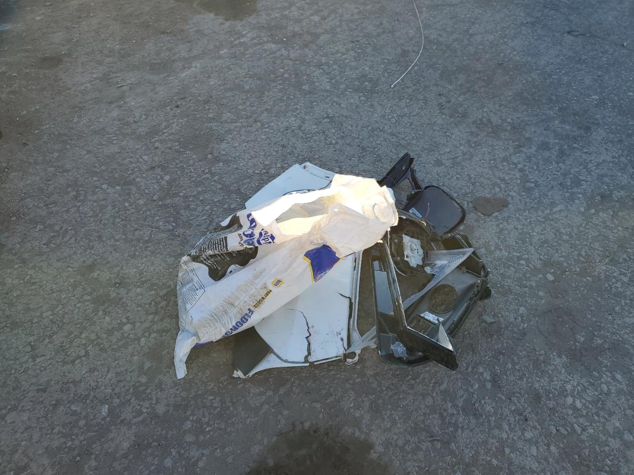 2022 TOYOTA SIENNA LE VIN:5TDKRKEC8NS107265