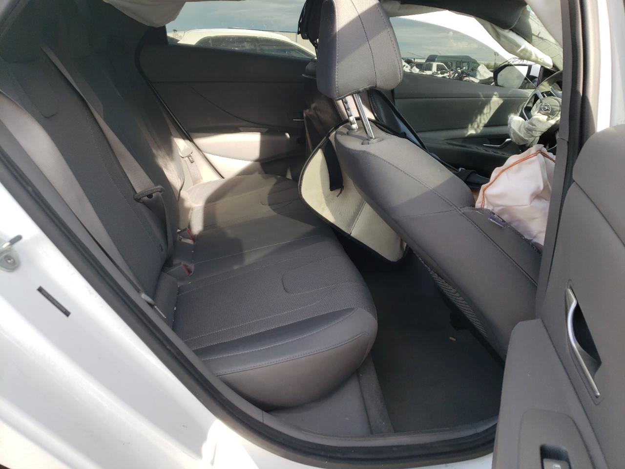 2022 HYUNDAI ELANTRA SE VIN:5NPLL4AG7NH053294