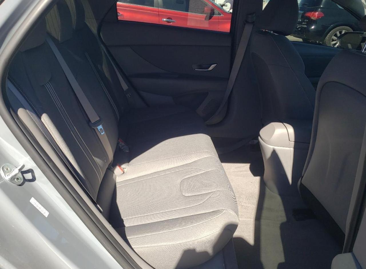 2022 HYUNDAI ELANTRA SEL VIN:KMHLS4AG8NU323198