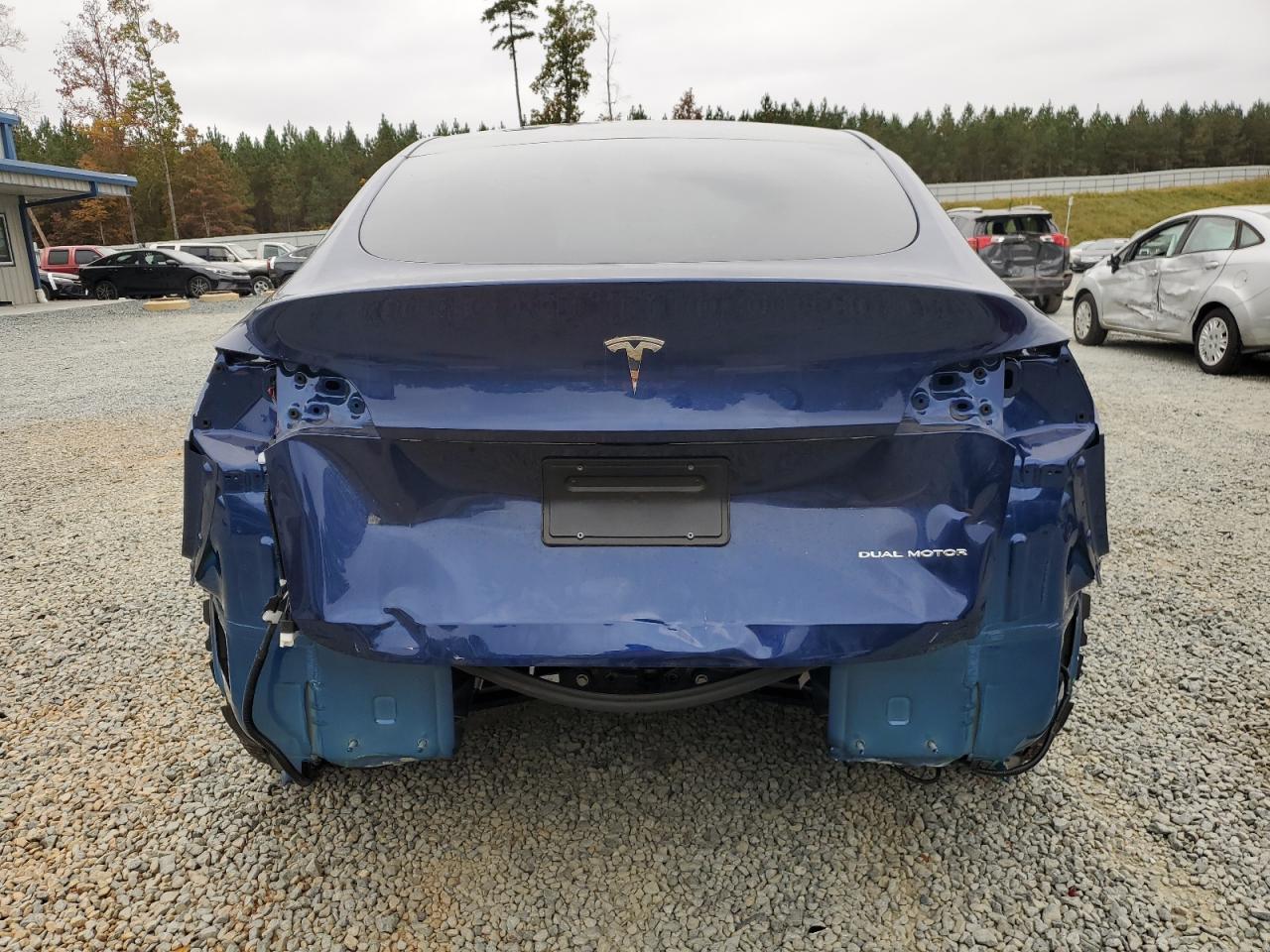 2023 TESLA MODEL Y  VIN:7SAYGDEE7PA113384