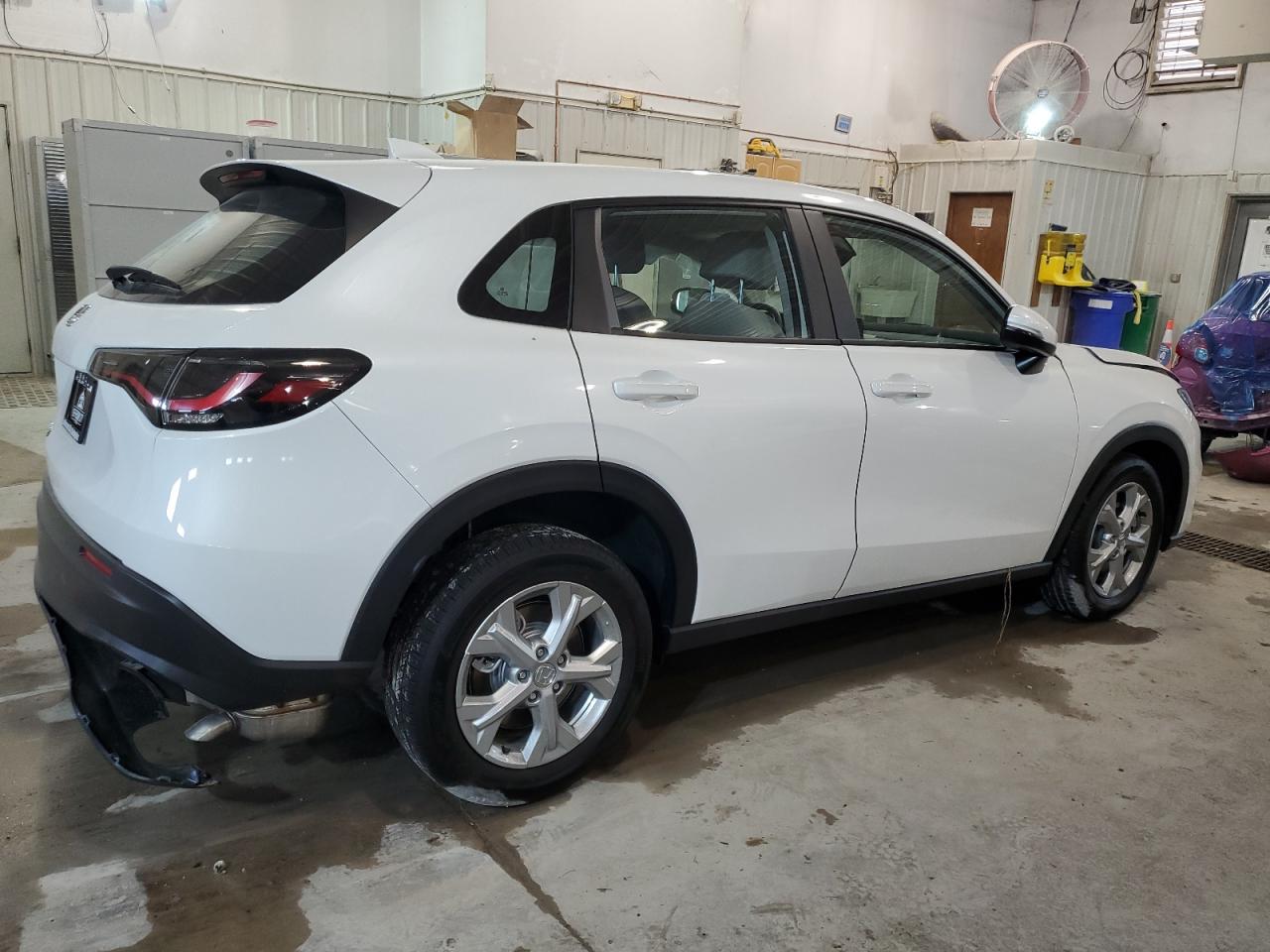 2024 HONDA HR-V LX VIN:3CZRZ1H32RM704111