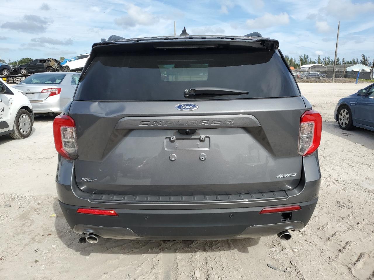 2023 FORD EXPLORER XLT VIN:1FMSK8DH0PGA01695