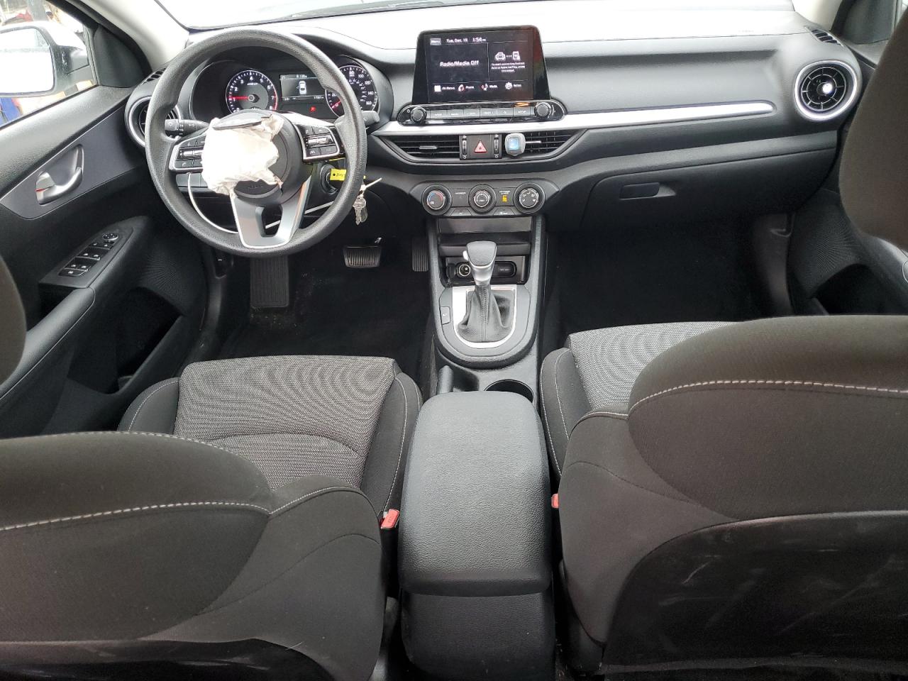 2022 KIA FORTE FE VIN:3KPF24AD2NE476231