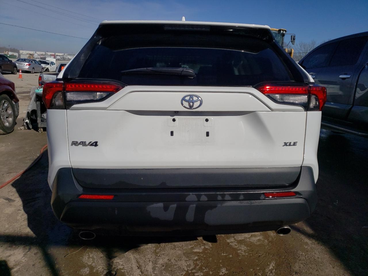 2023 TOYOTA RAV4 XLE VIN:2T3W1RFV7PW260738