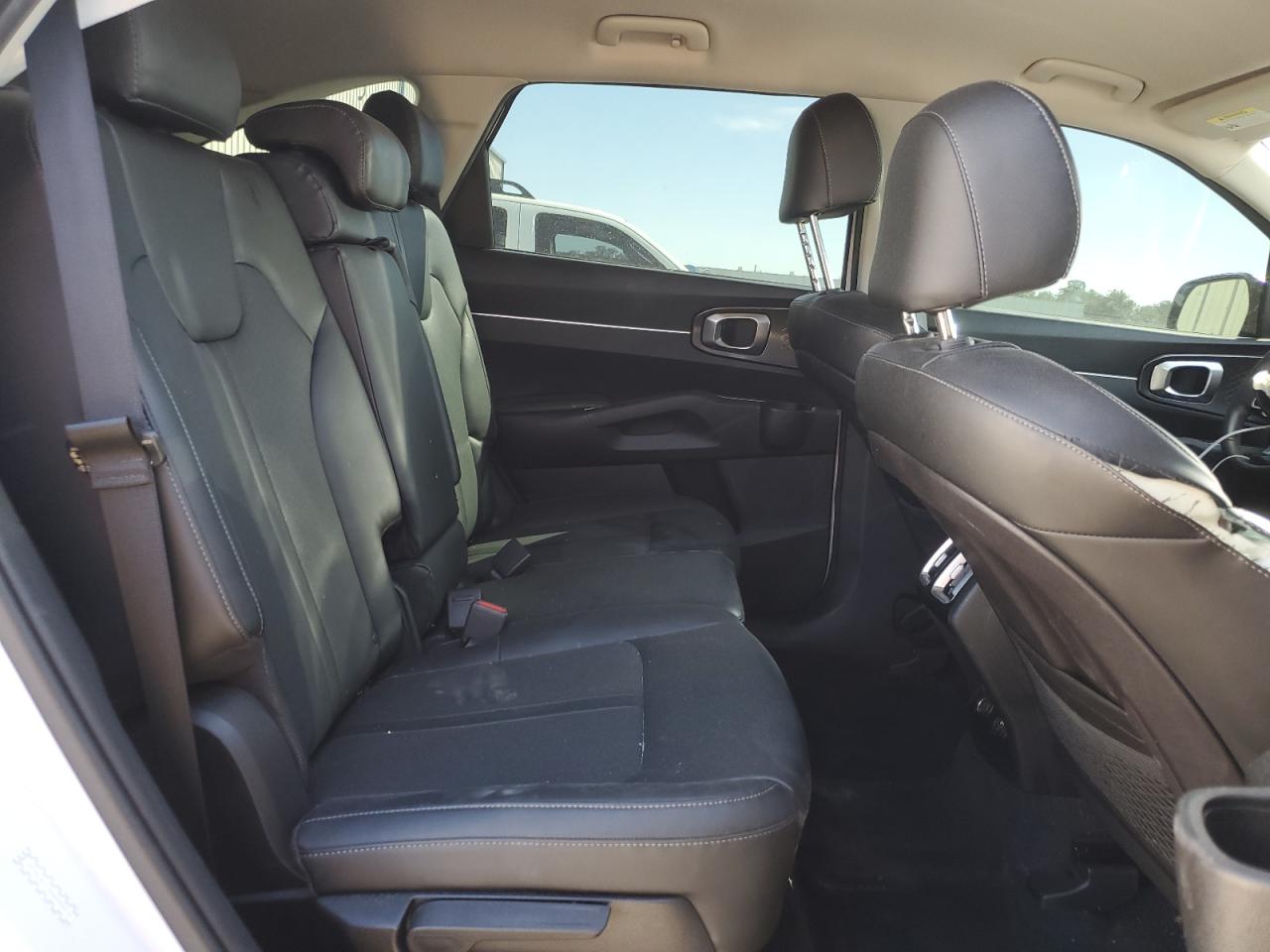 2022 KIA SORENTO S VIN:5XYRL4LC3NG098812