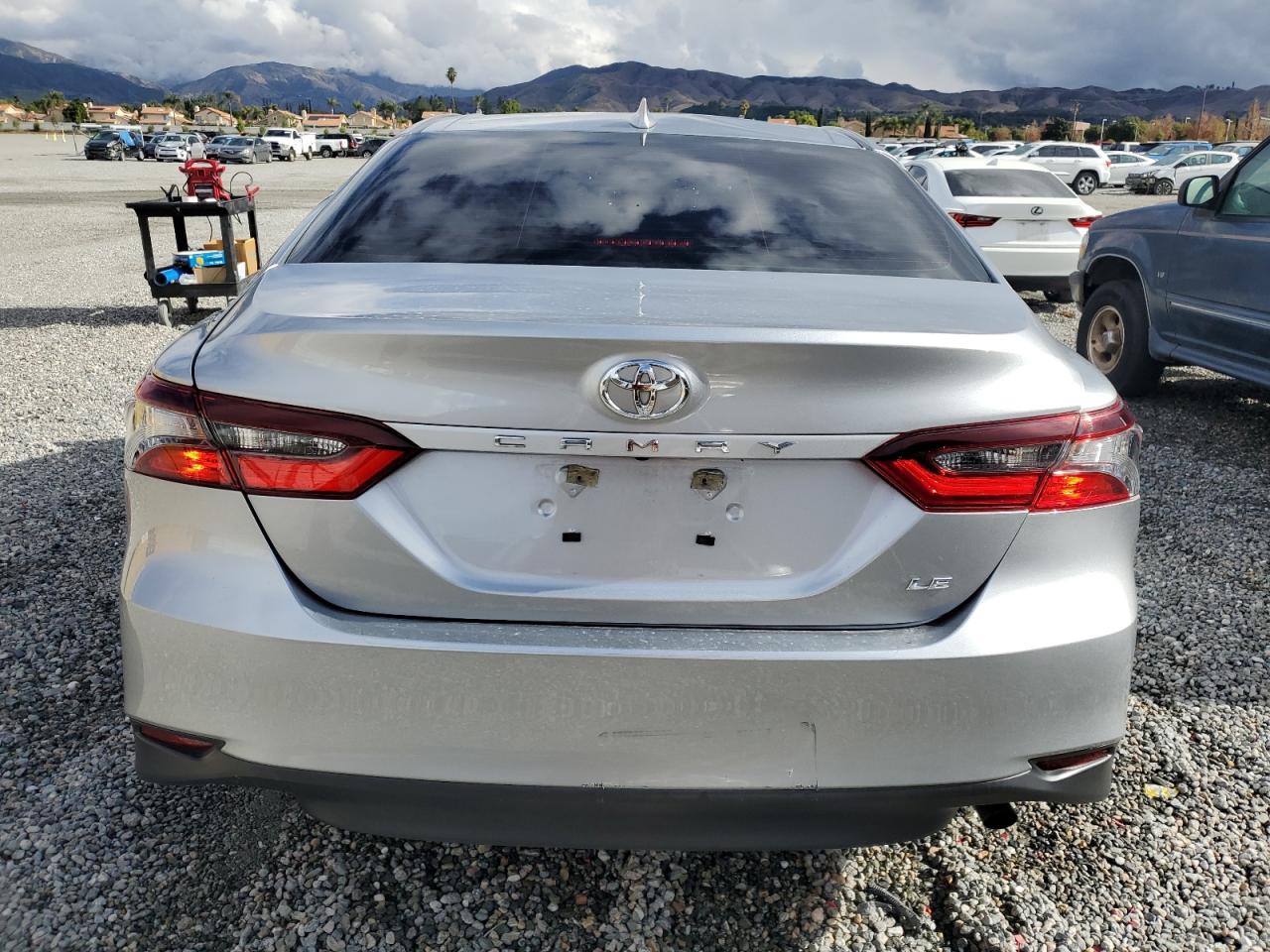 2022 TOYOTA CAMRY LE VIN:4T1C11AK3NU693058