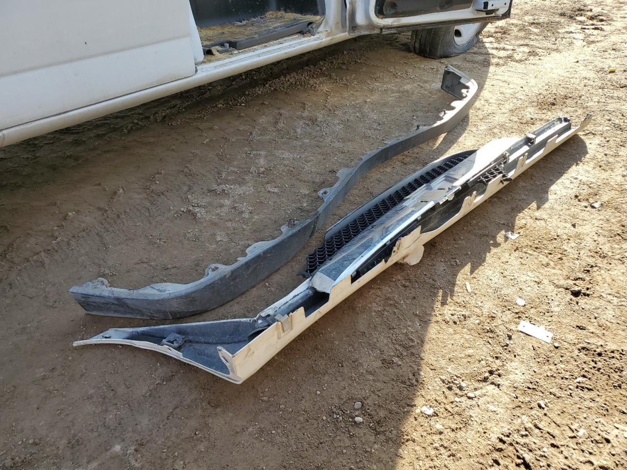 2022 CHEVROLET EXPRESS G2500  VIN:1GCWGAFP7N1175587