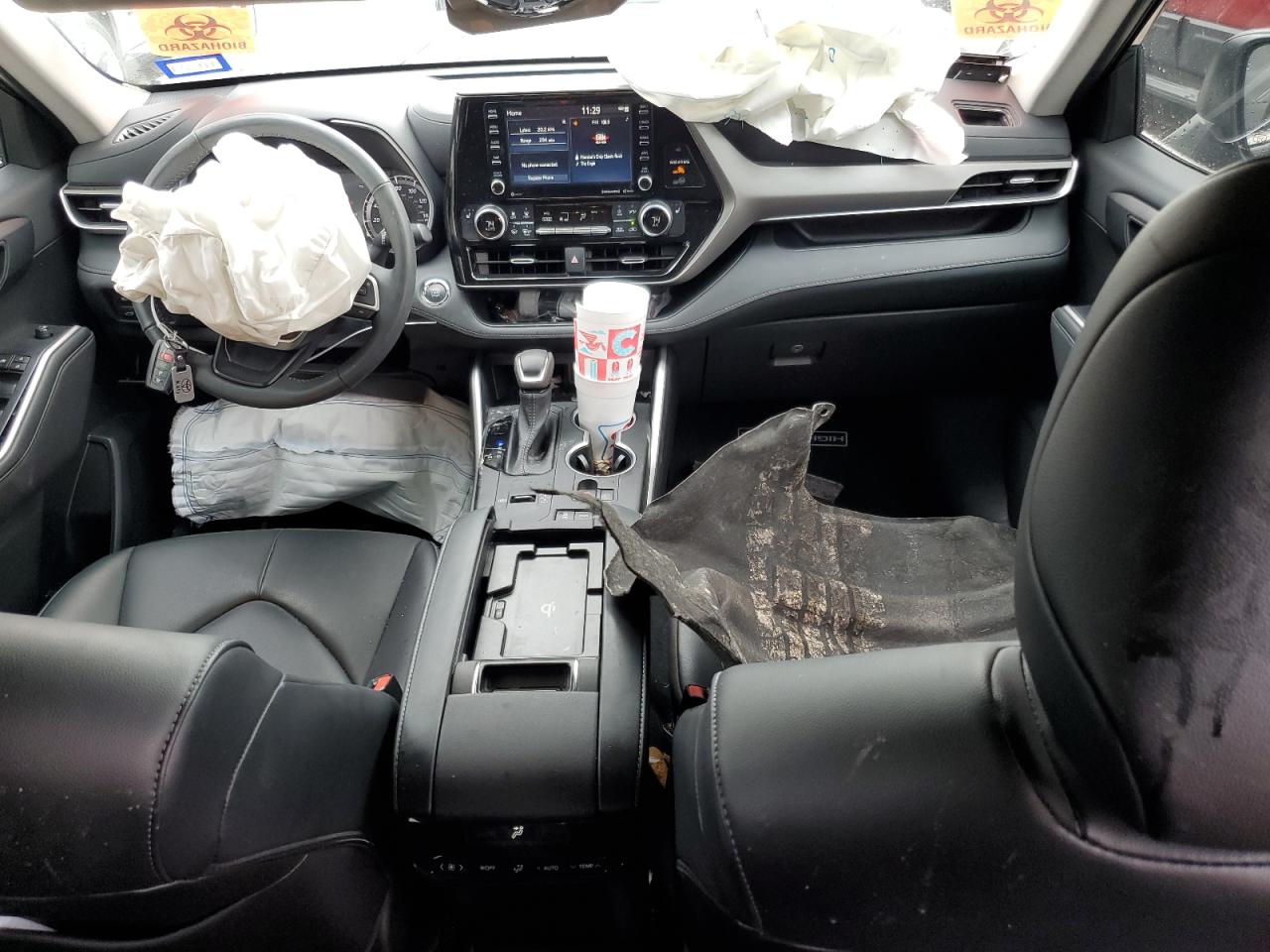 2022 TOYOTA HIGHLANDER XLE VIN:5TDGZRAH5NS141647