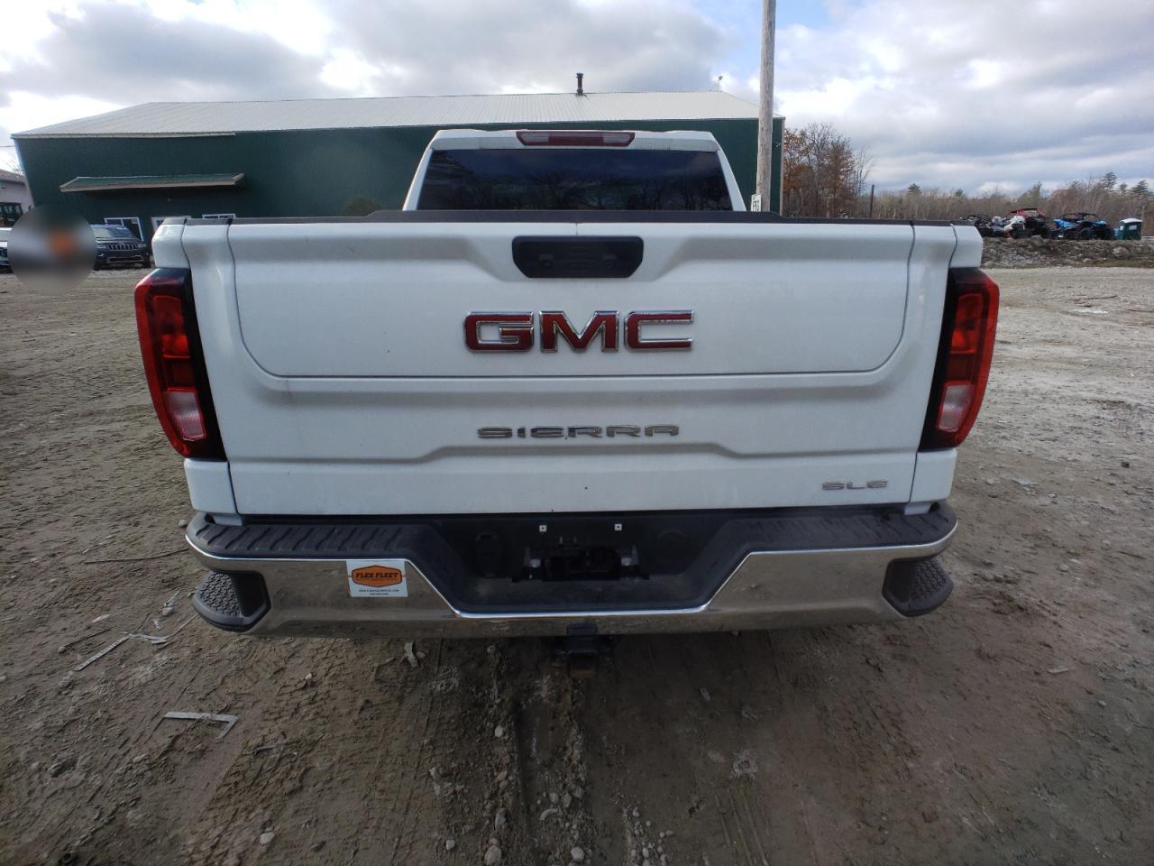 2023 GMC SIERRA K1500 SLE VIN:3GTUUBED9PG132855