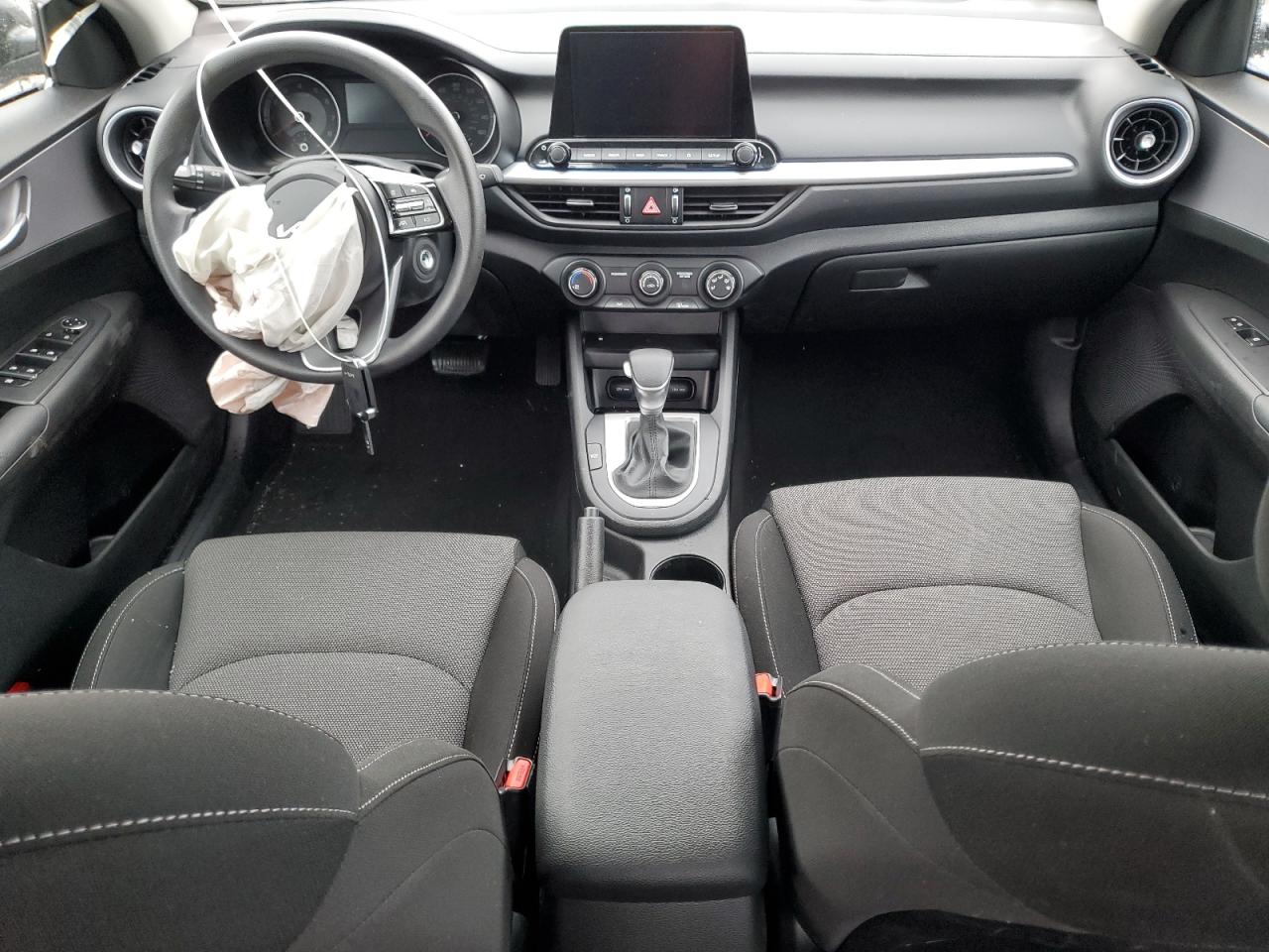2023 KIA FORTE LX VIN:3KPF24AD0PE692226