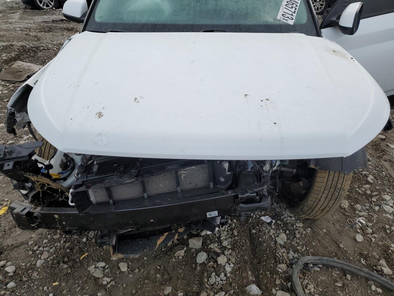 2022 HYUNDAI VENUE SEL VIN:KMHRC8A32NU195424