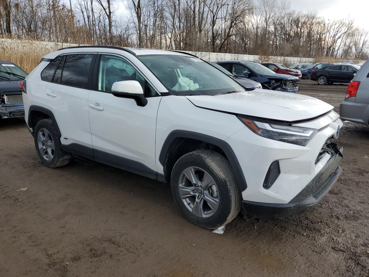 2022 TOYOTA RAV4 XLE VIN:4T3RWRFV6NU069890