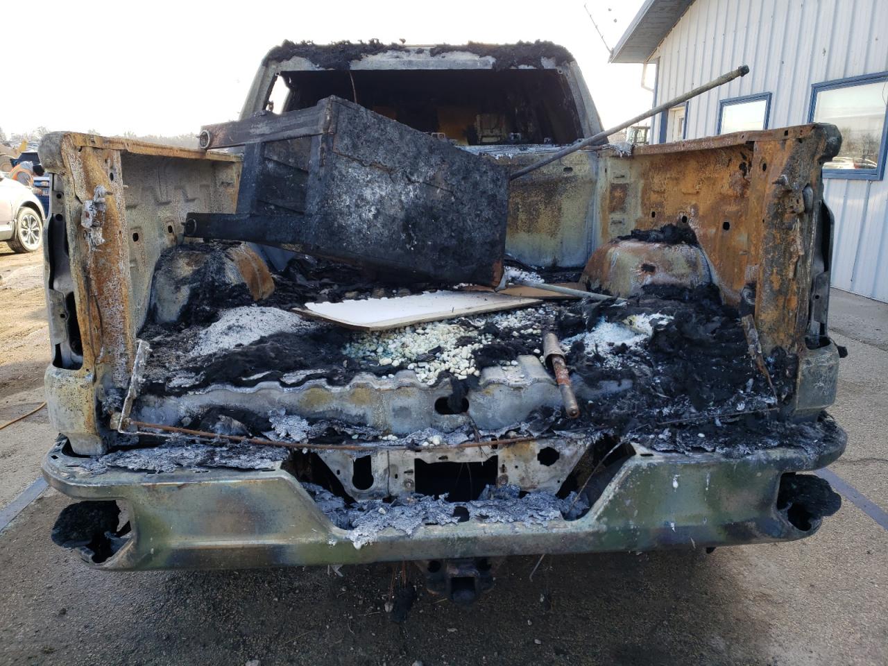 2022 CHEVROLET SILVERADO K1500 LT-L VIN:1GCPDKEK1NZ617791