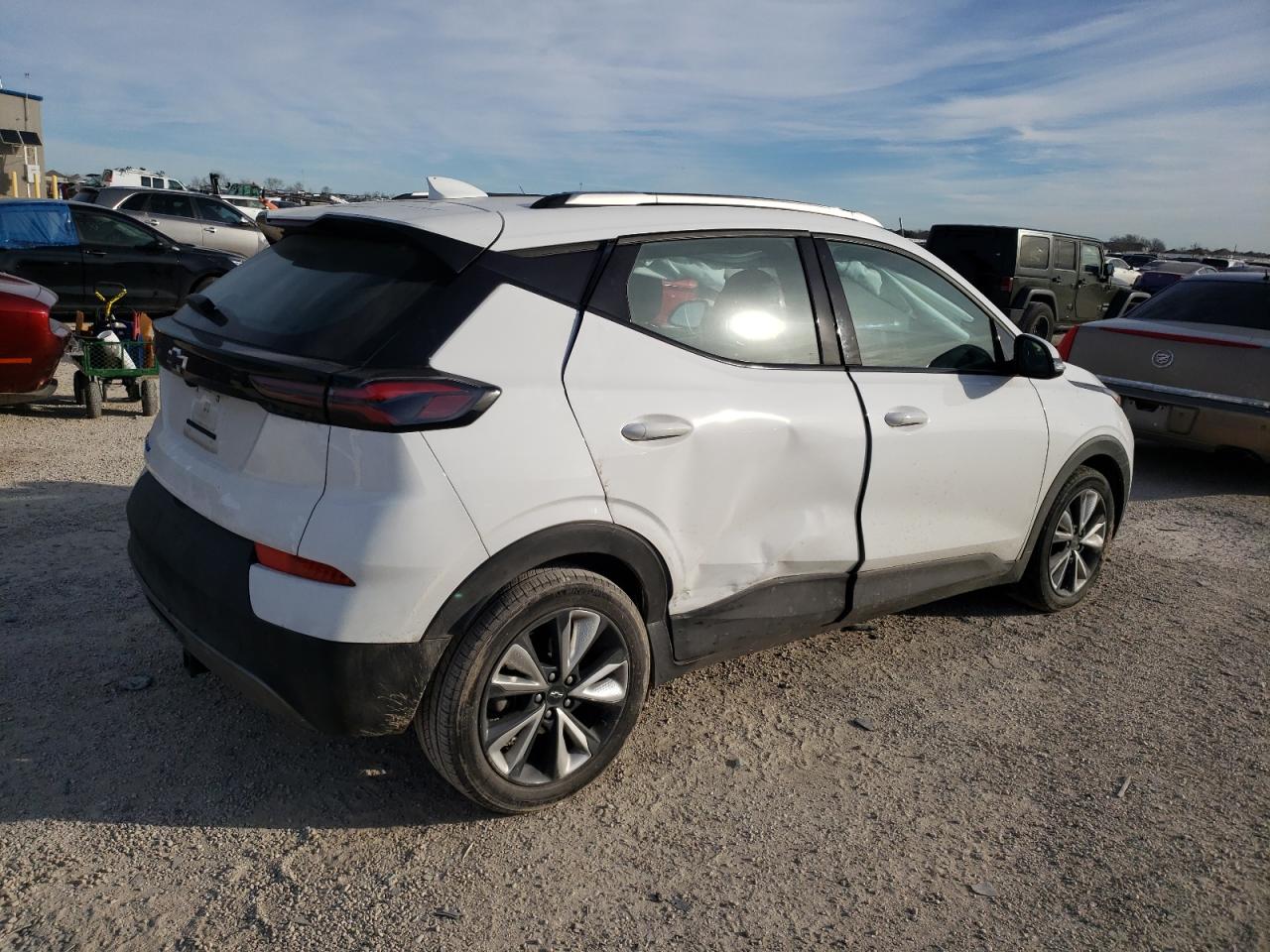 2022 CHEVROLET BOLT EUV LT VIN:1G1FY6S03N4124159