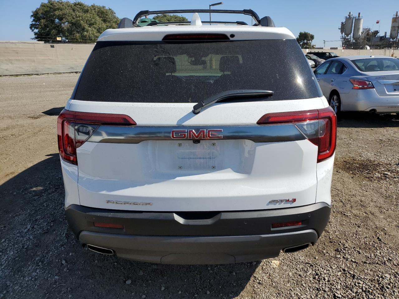 2022 GMC ACADIA AT4 VIN:1GKKNLLS1NZ102746