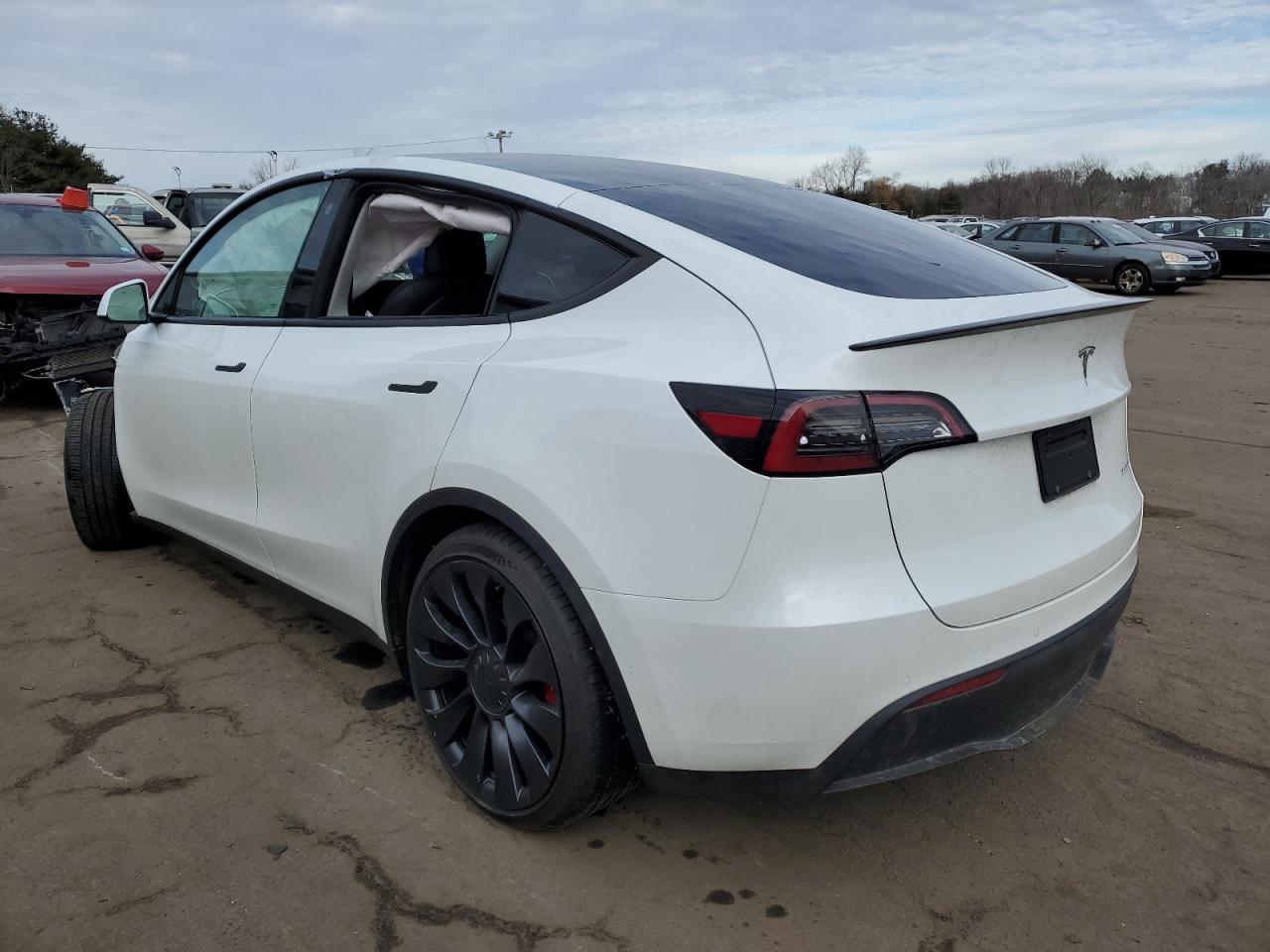 2022 TESLA MODEL Y  VIN:7SAYGDEF1NF506550