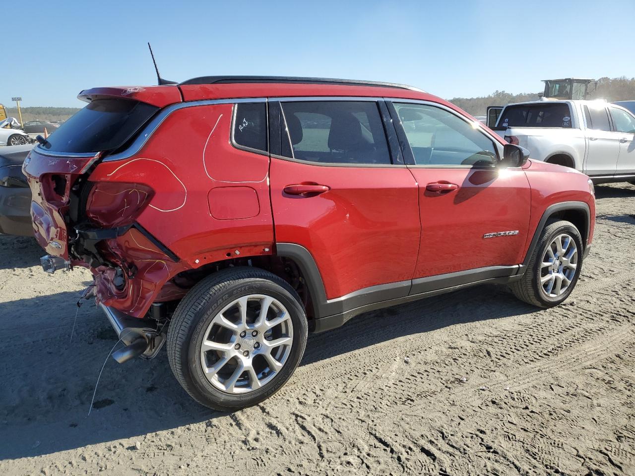 2023 JEEP COMPASS LATITUDE LUX VIN:3C4NJDFN8PT532137