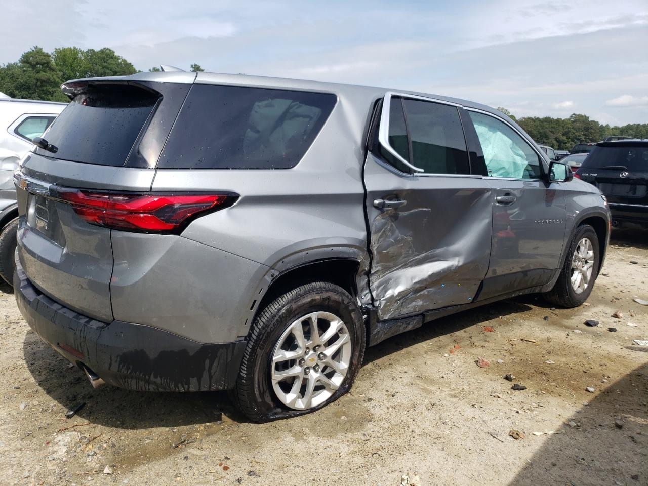 2023 CHEVROLET TRAVERSE LS VIN:1GNERFKW8PJ292301