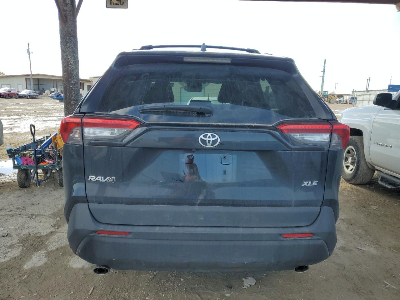2022 TOYOTA RAV4 XLE PREMIUM VIN:2T3C1RFV4NC204662