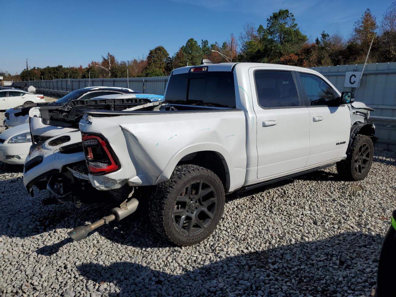 2022 RAM 1500 LARAMIE VIN:1C6SRFJT2NN182330