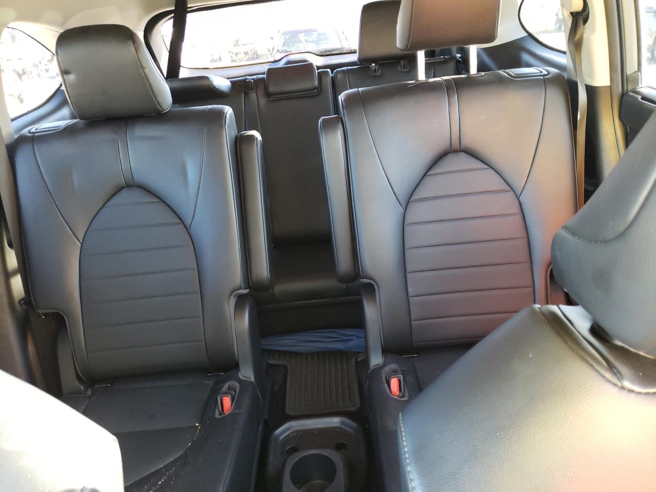 2022 TOYOTA HIGHLANDER XLE VIN:5TDGZRBH2NS234415