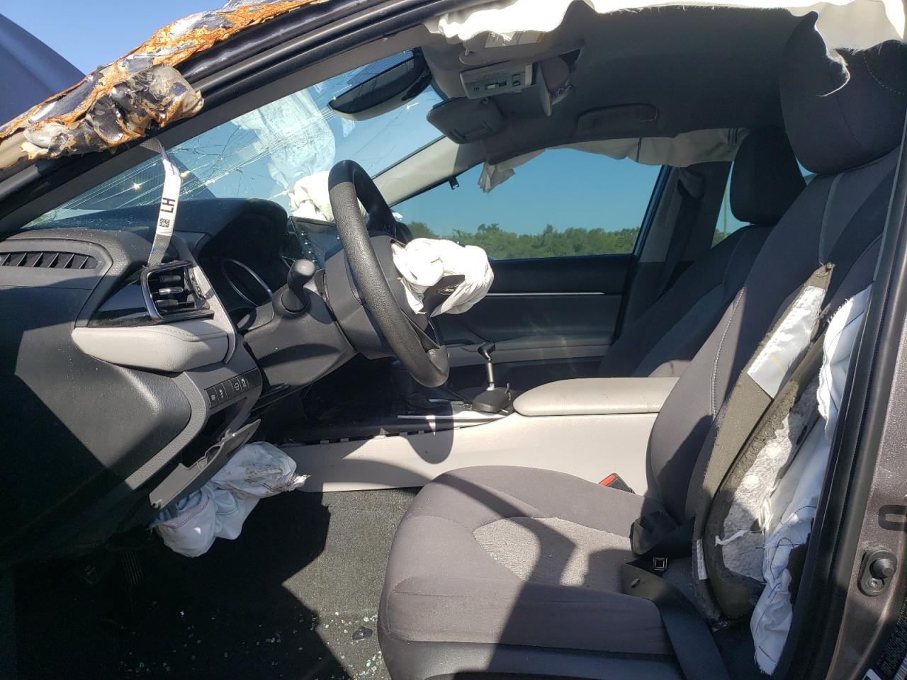 2022 TOYOTA CAMRY LE VIN:4T1C11AK8NU627847