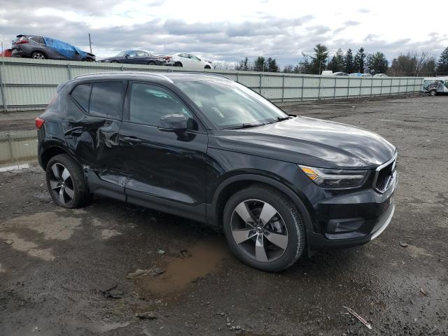 2021 VOLVO XC40 T5 MOMENTUM VIN: YV4162UKXM2475656